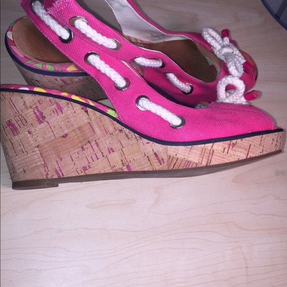 𝅺Pink sperry top sider wedge sandals size 8. - Picture 2 of 4